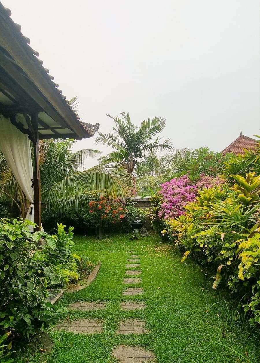 Mumbul Villas Nusa Dua  Exteriör bild