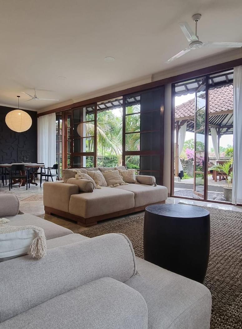 Mumbul Villas Nusa Dua  Exteriör bild